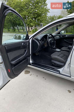Универсал Audi A6 2004 в 