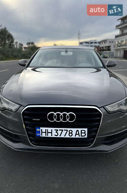 Седан Audi A6 2012 в 