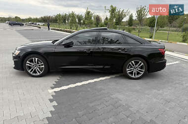 Седан Audi A6 2021 в 