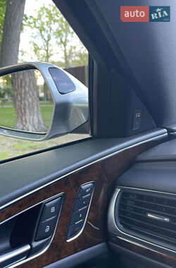 Седан Audi A6 2016 в 