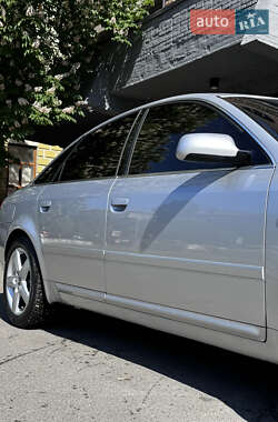 Седан Audi A6 2004 в 