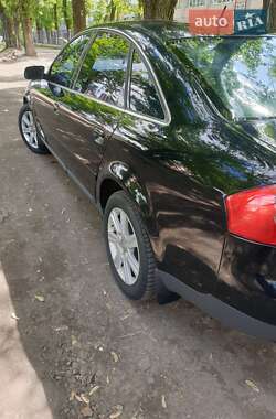 Седан Audi A6 2002 в 