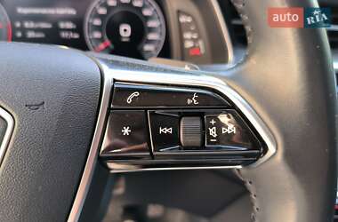 Универсал Audi A6 2018 в 