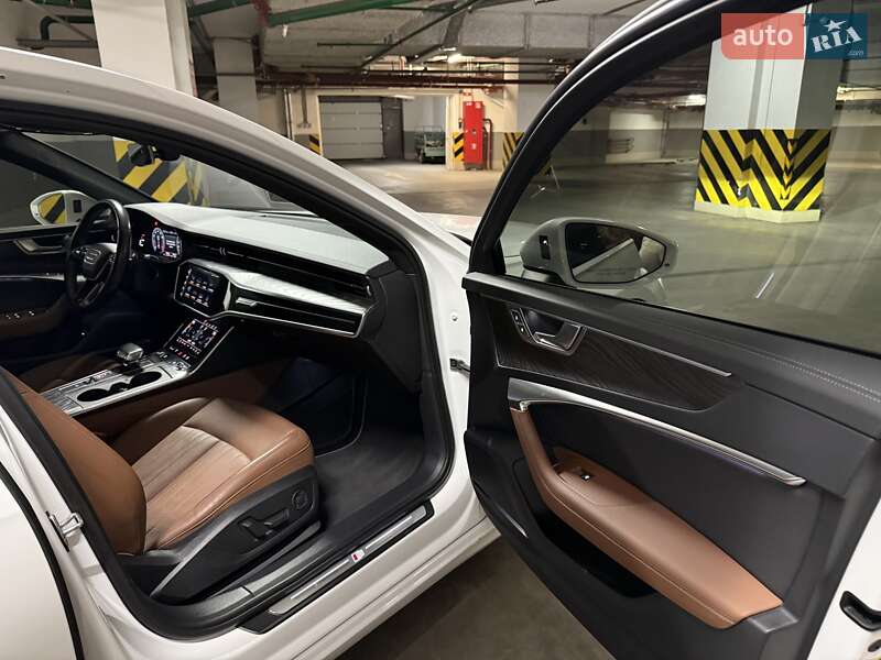 Седан Audi A6 2018 в Киеве