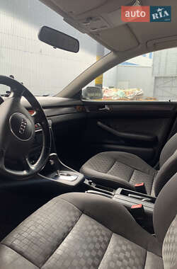 Универсал Audi A6 2004 в 
