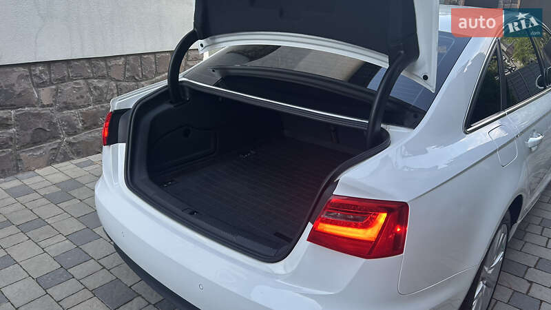 Седан Audi A6 2014 в Мукачевому