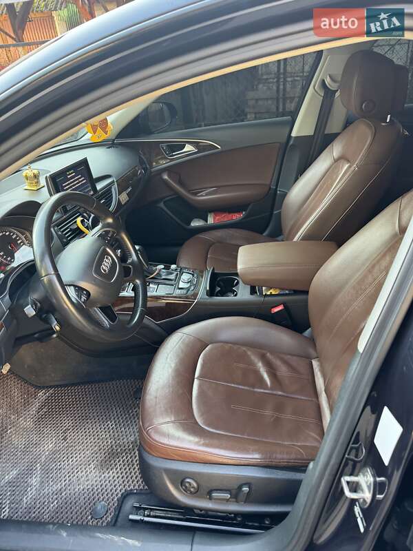 Седан Audi A6 2015 в Рахове