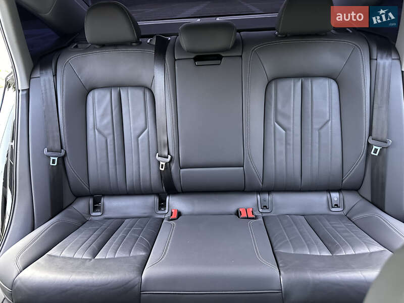 Седан Audi A6 2019 в Харкові