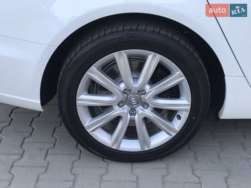 Седан Audi A6 2014 в Луцке