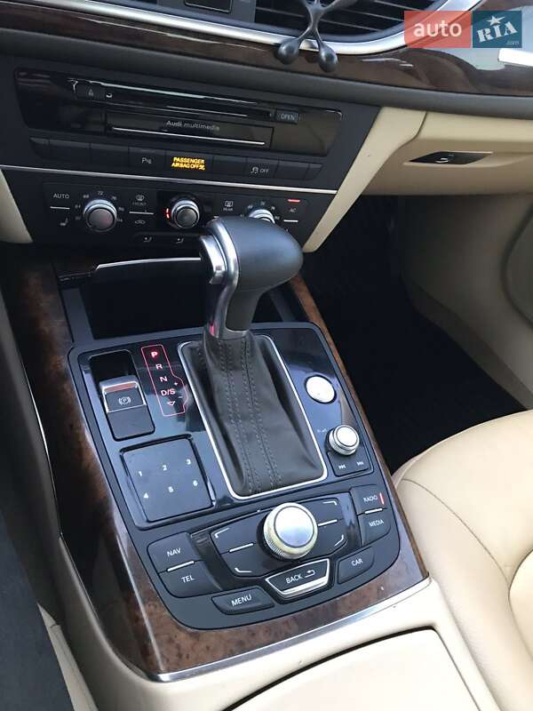 Седан Audi A6 2014 в Луцке