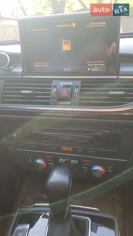 Седан Audi A6 2015 в Киеве