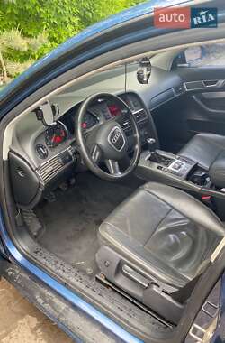 Седан Audi A6 2004 в 