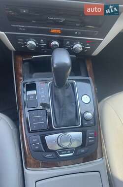Седан Audi A6 2015 в 
