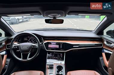 Седан Audi A6 2021 в 