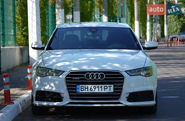 Седан Audi A6 2015 в 