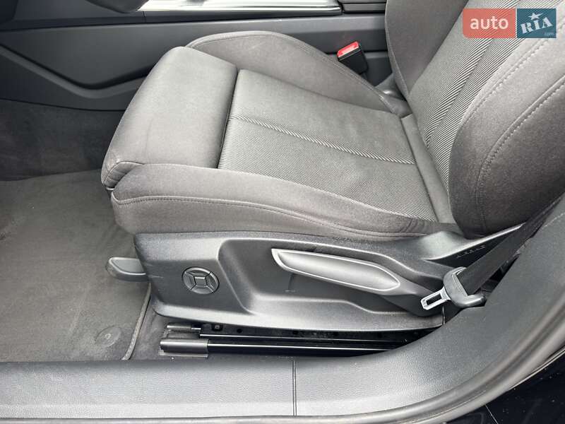 Универсал Audi A6 2019 в Киеве