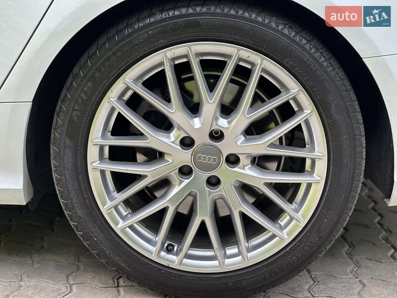Седан Audi A6 2016 в Одессе