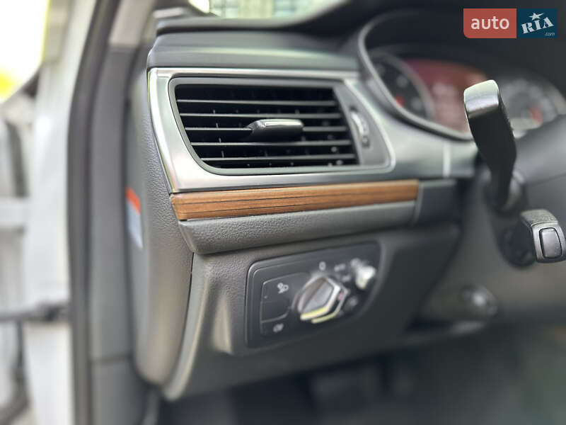 Седан Audi A6 2016 в Одессе