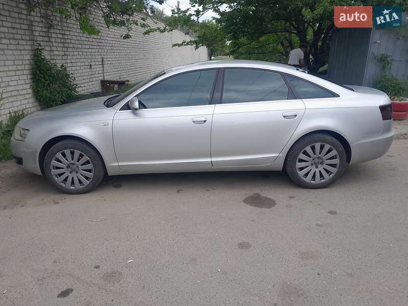 Седан Audi A6 2004 в Николаеве