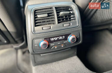 Седан Audi A6 2011 в 