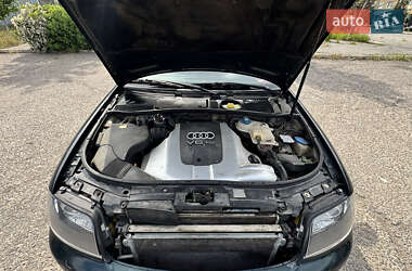Седан Audi A6 2002 в 