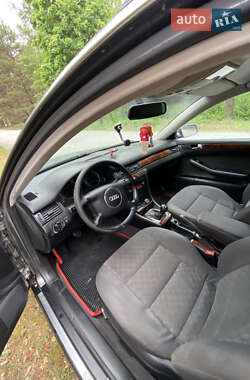 Універсал Audi A6 2003 в 