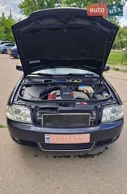 Универсал Audi A6 2004 в 