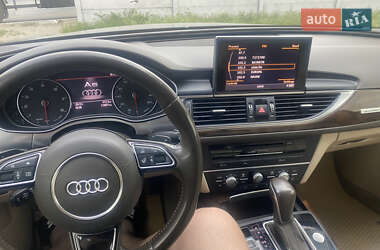 Седан Audi A6 2015 в 