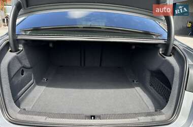 Седан Audi A6 2013 в 