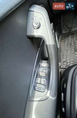 Седан Audi A6 2013 в 