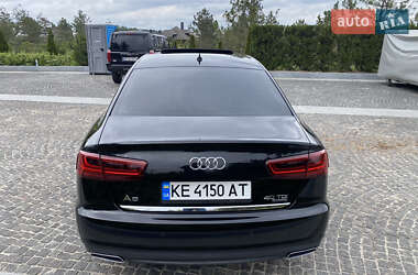 Седан Audi A6 2015 в 