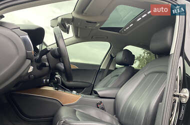 Седан Audi A6 2015 в 