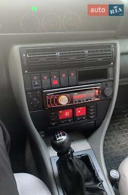 Седан Audi A6 1996 в 