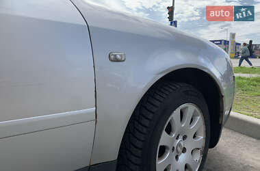 Седан Audi A6 2002 в 