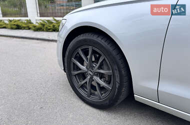 Седан Audi A6 2011 в 