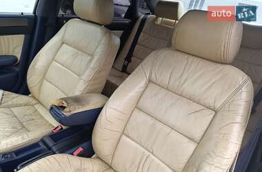 Седан Audi A6 2000 в 