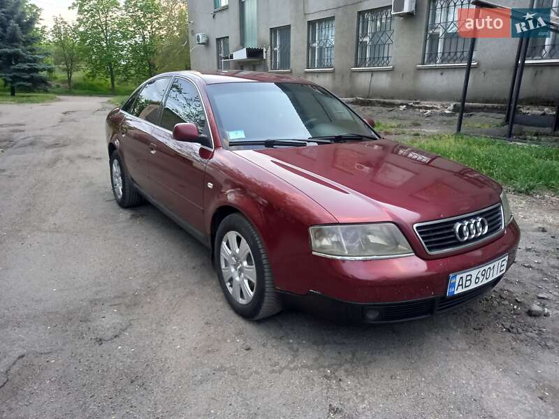 Седан Audi A6 2001 в 