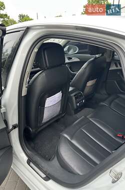 Седан Audi A6 2015 в 