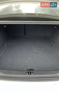 Седан Audi A6 2014 в 
