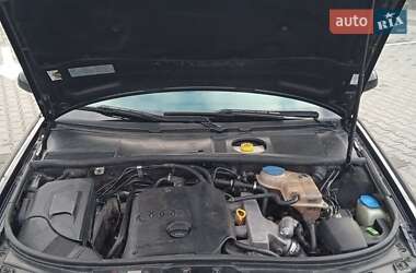 Седан Audi A6 2002 в 
