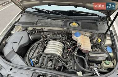 Седан Audi A6 1998 в 