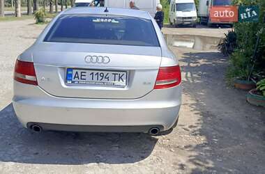 Седан Audi A6 2004 в 