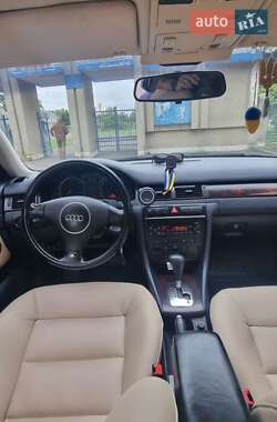 Универсал Audi A6 2002 в 