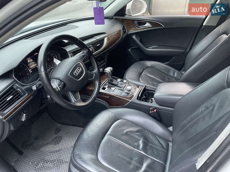 Седан Audi A6 2013 в Обухове