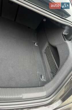 Седан Audi A6 2014 в 