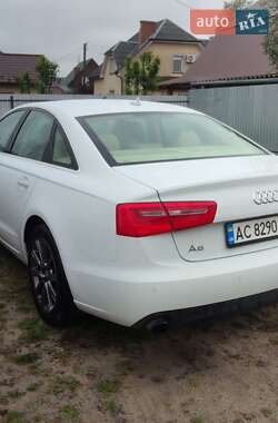 Седан Audi A6 2014 в 