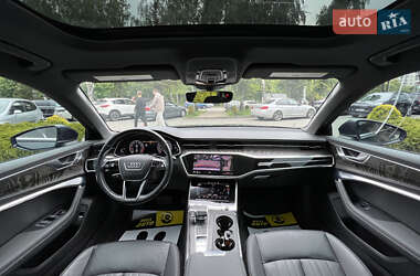 Седан Audi A6 2019 в 