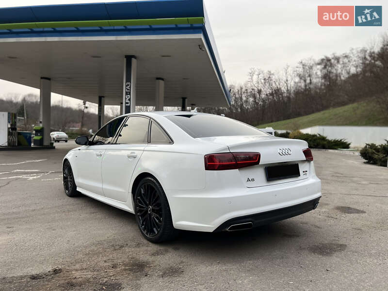 Седан Audi A6 2018 в Киеве