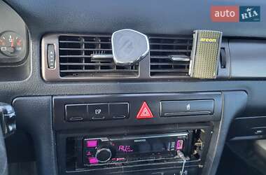 Универсал Audi A6 2000 в 