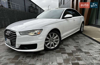 Седан Audi A6 2015 в 